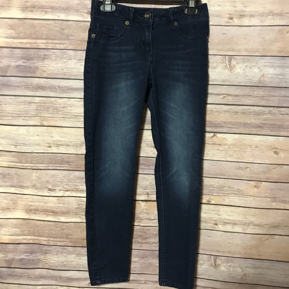 Nautica Jeans. Girls size 8. Adjustable waist band
